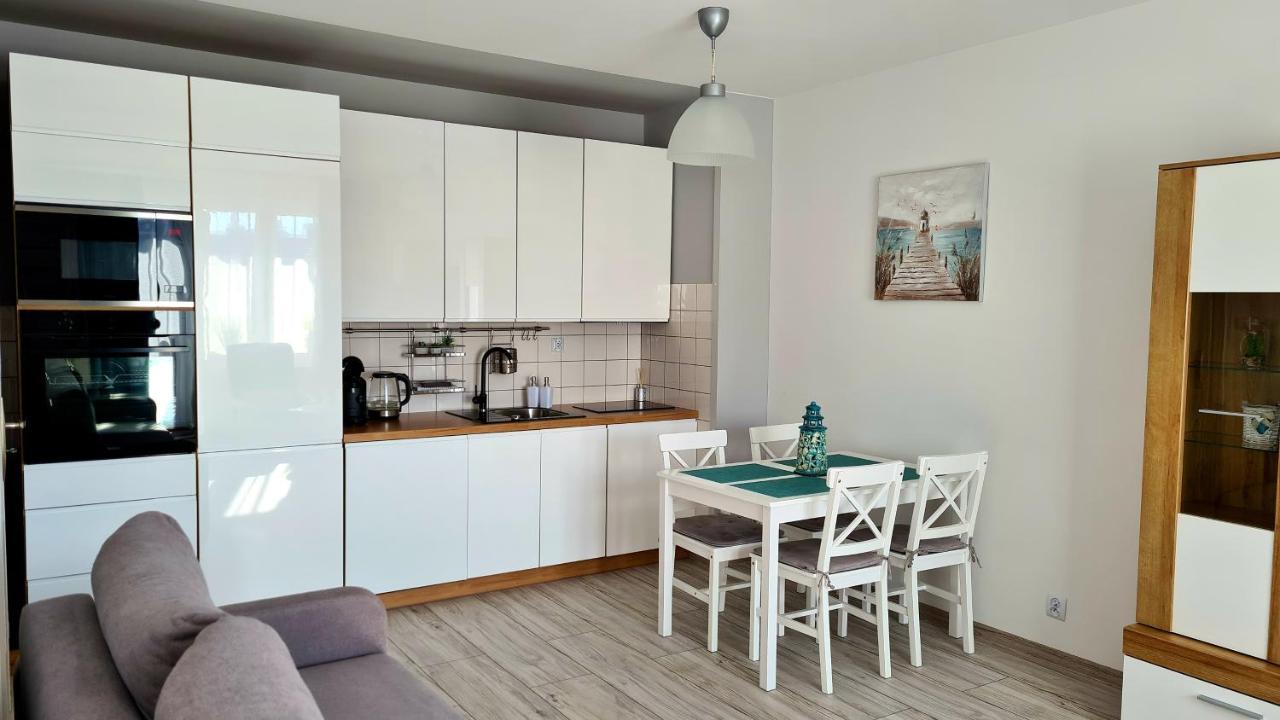 Apartament Z Garazem W Kolobrzegu Lägenhet Exteriör bild